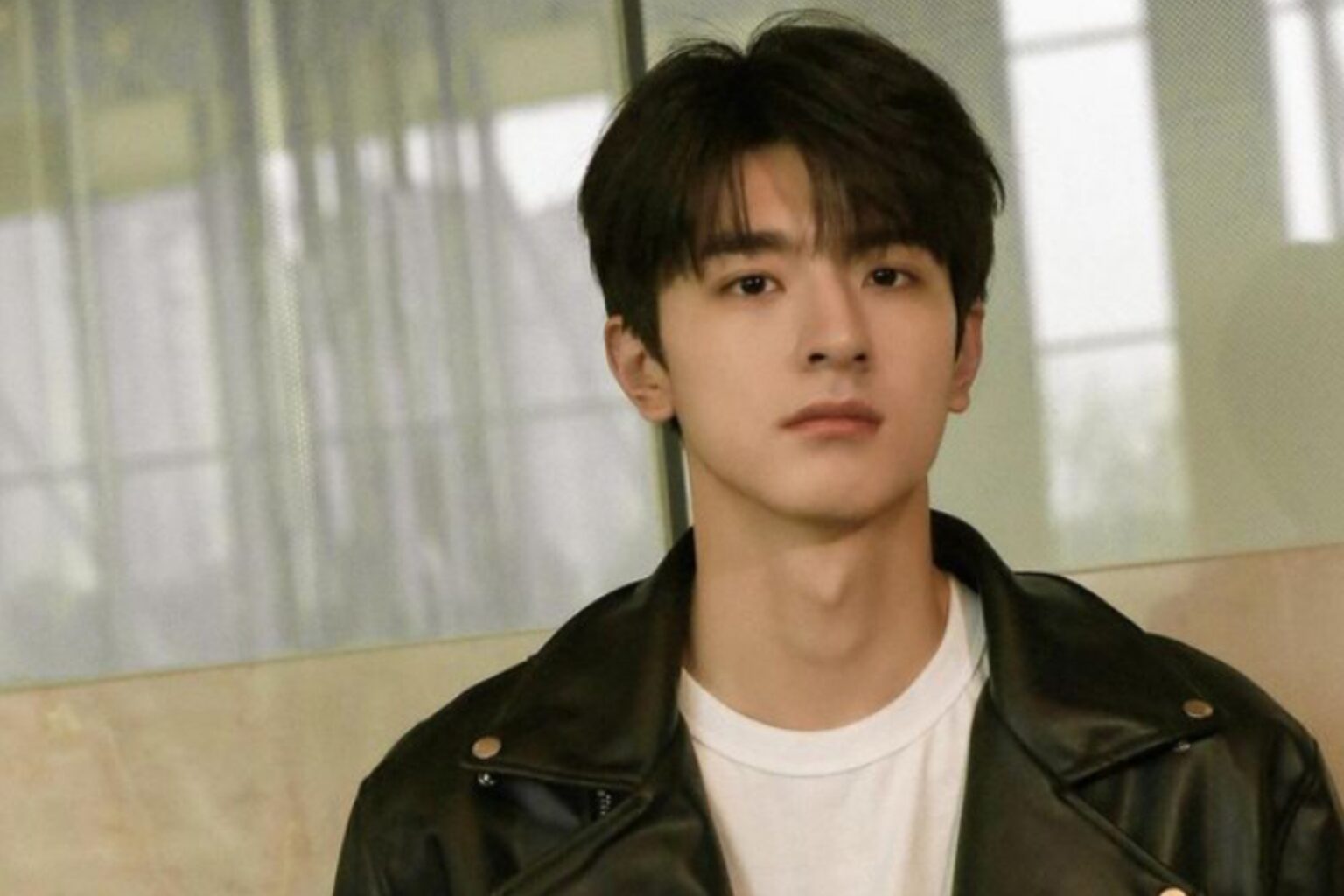 Profil dan Biodata Lin Yi: Pacar, Drama, Umur, Pendidikan - Showbiz